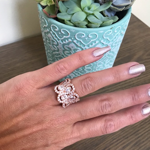 Lenox Jewelry - ⚡️NEW 4.15ctw CZ Rose Gold Droplet Ring MAKE OFFER